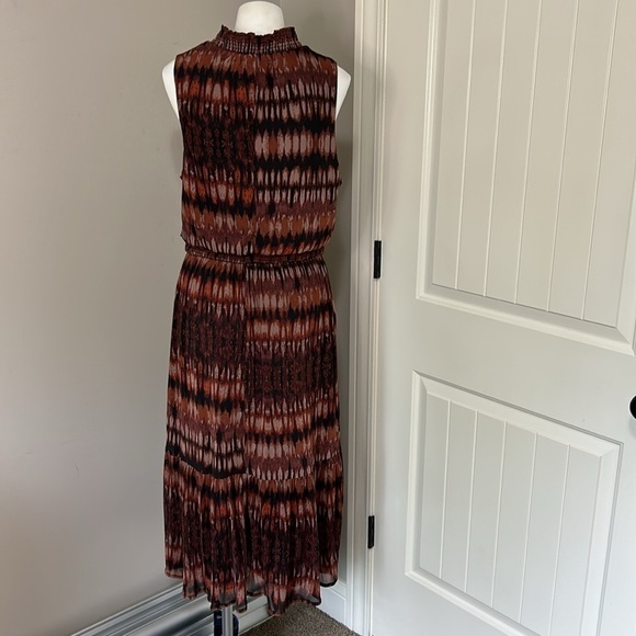 Evereve Gretta Midi Dress Mock Neck Tiered Pockets Brown Black Mesh Sz XL NEW - Picture 10 of 14
